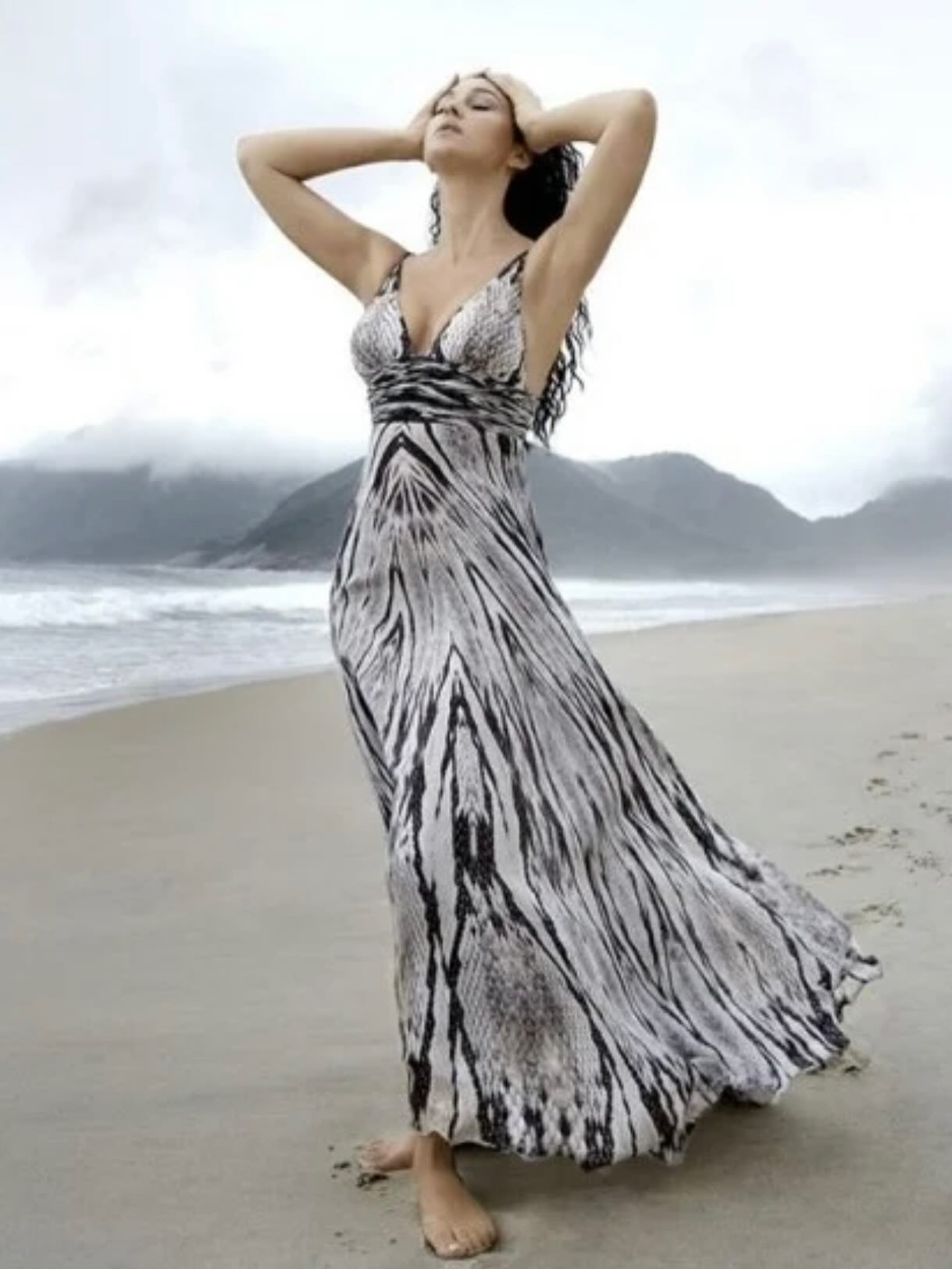 monicabellucci.fan__2025-08-16T211506.000Z_5.jpg