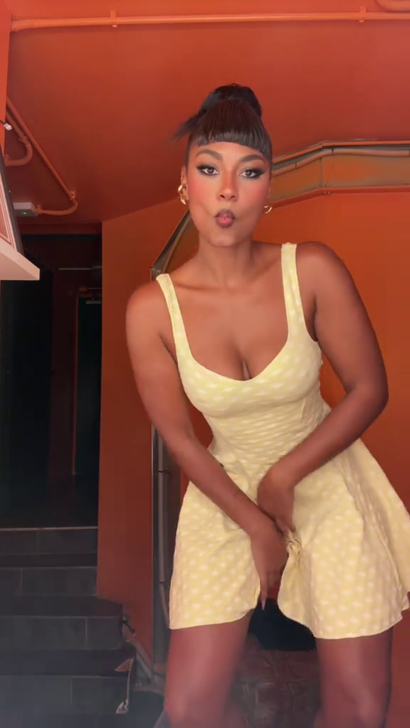 Nia.png