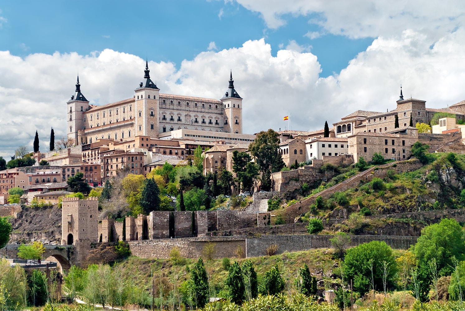 Perfil-Alcazar-Toledo-min.jpg