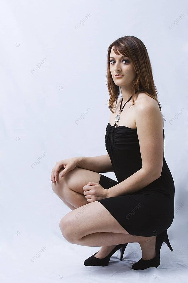 pngtree-squatting-redhead-female-squatting-photo-image_215902.jpg