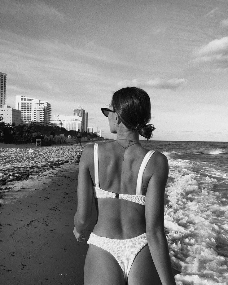 Poses-De-Playa.jpeg