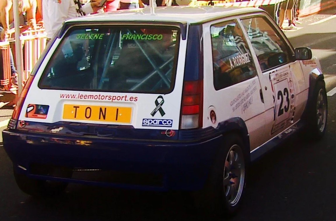 RENAULT-5-5807.jpg