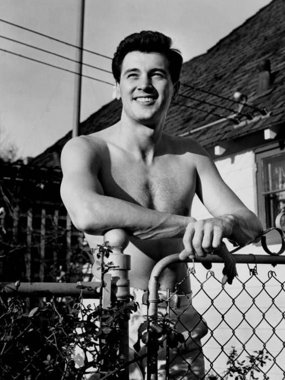 Rock Hudson_ leyenda de Hollywood, lucha valiente contra el sida y un polémico último beso.jpg