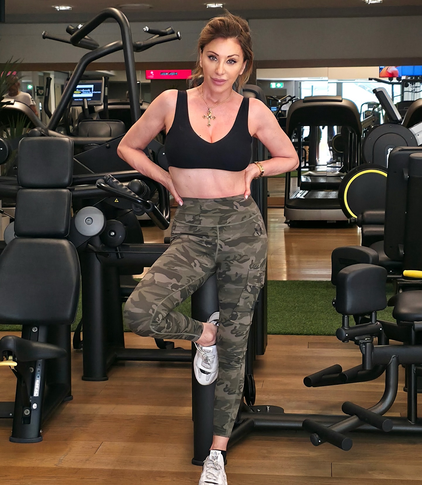 sabrinasalernofficial__2025-04-30T160850.000Z_8.jpg
