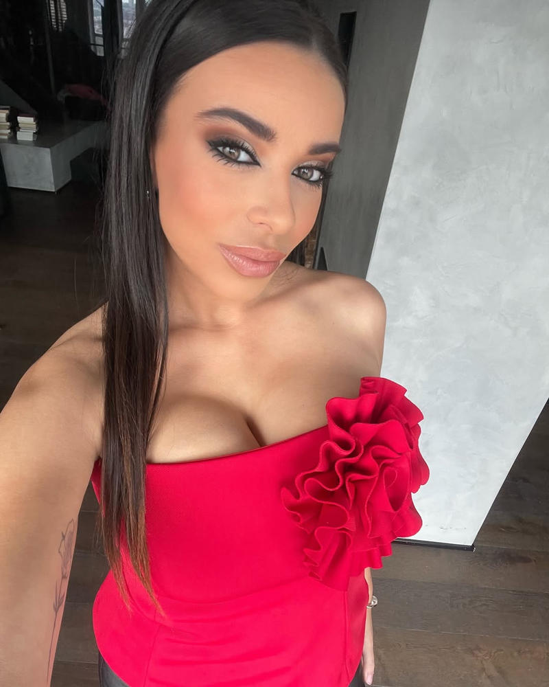 Sarah Santaolalla IMG_1873.jpg