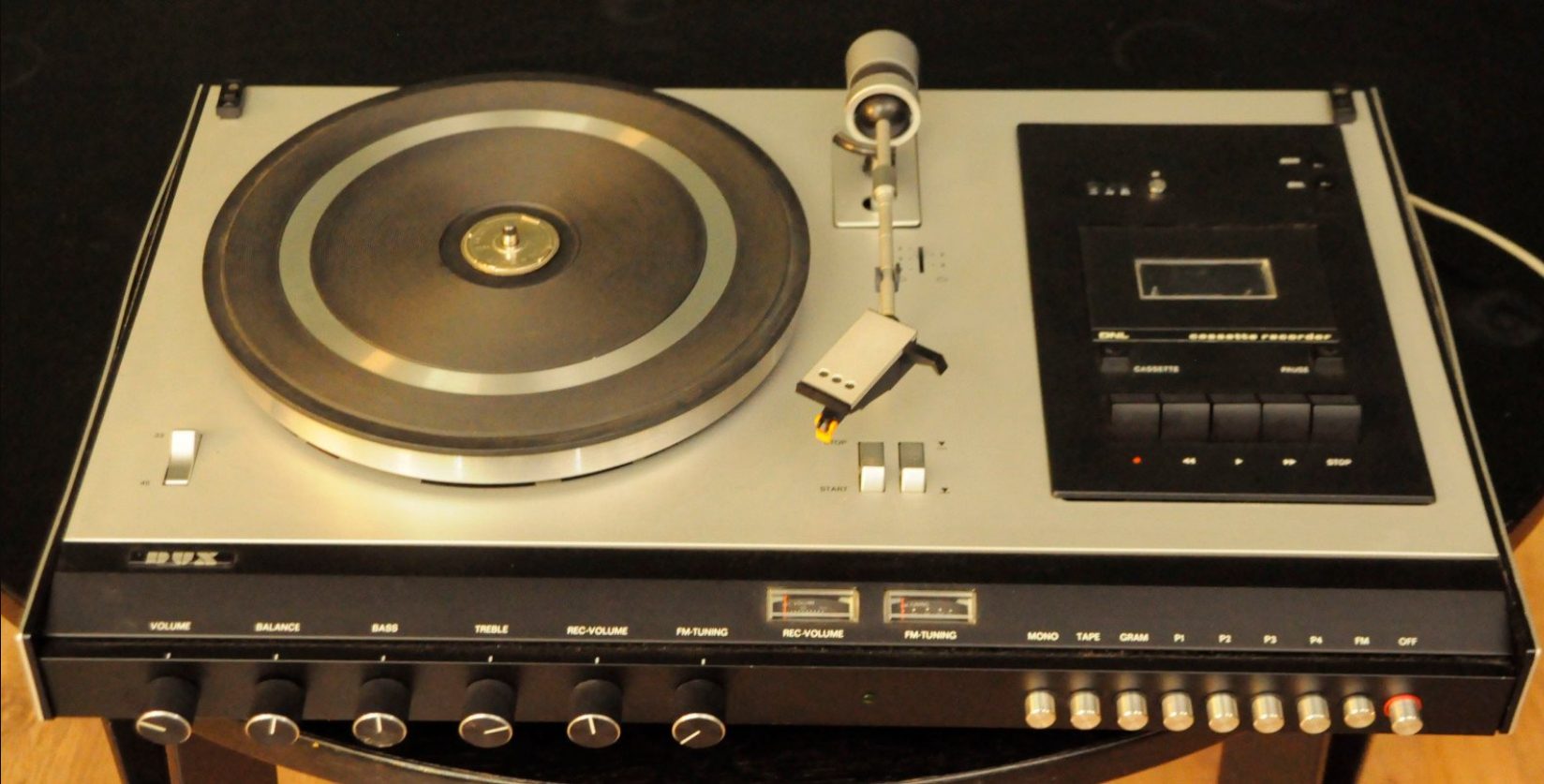 Screenshot 2025-06-06 at 20-05-06 Tocadiscos y grabadora de radio DX 5827 de Dux en venta en P...png