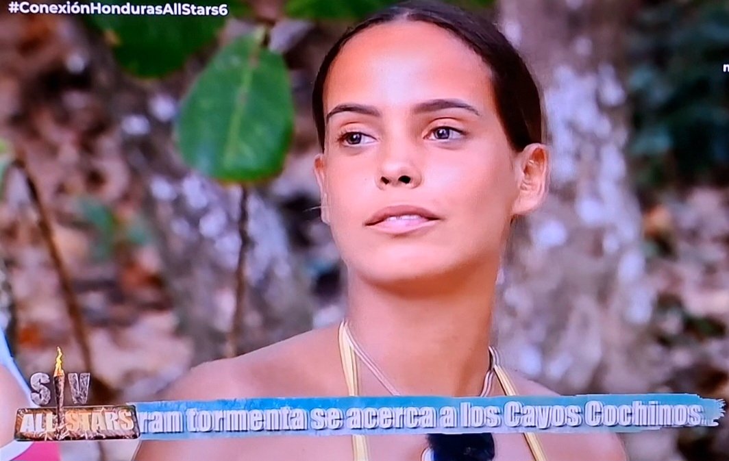 Screenshot_20251013_170124_Video Player.jpg