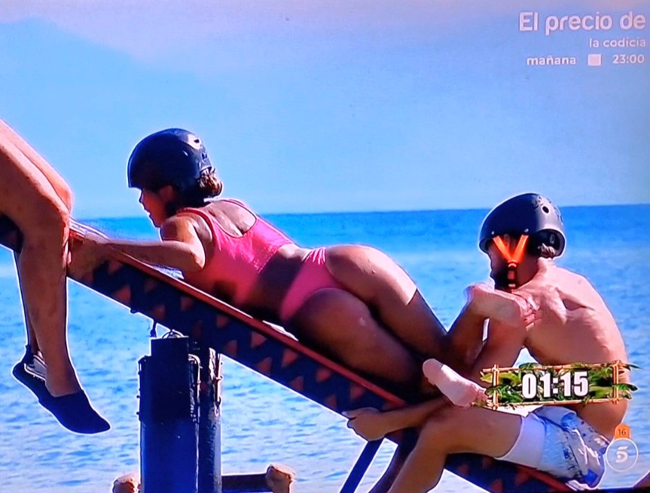 Screenshot_20251014_033918_Video Player.jpg