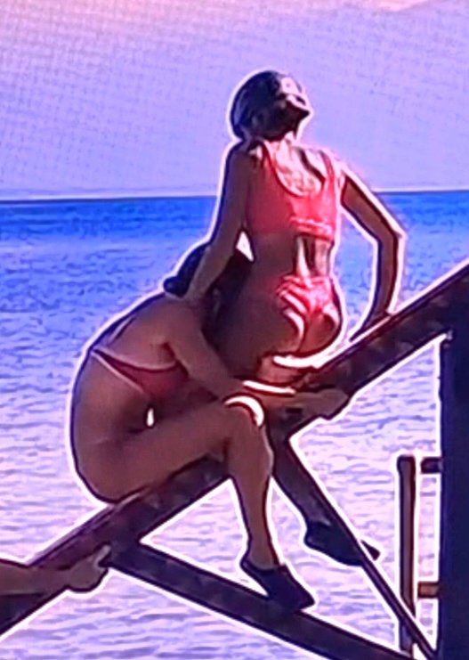 Screenshot_20251014_034003_Video Player.jpg