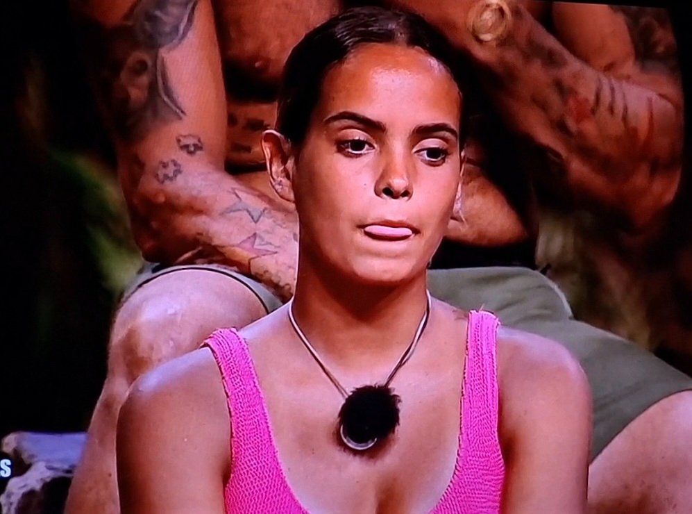 Screenshot_20251017_160532_Video Player.jpg