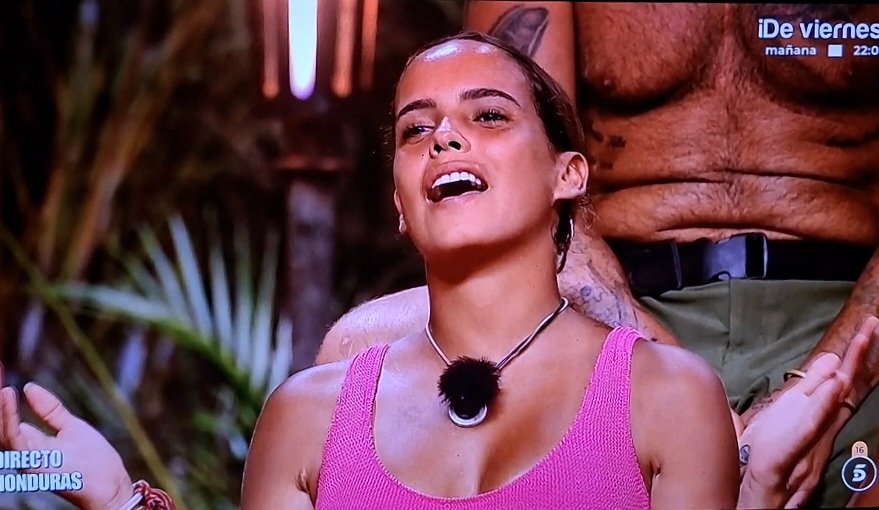 Screenshot_20251017_160815_Video Player.jpg