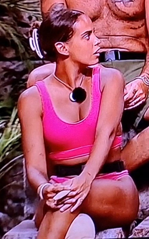 Screenshot_20251017_162741_Video Player.jpg