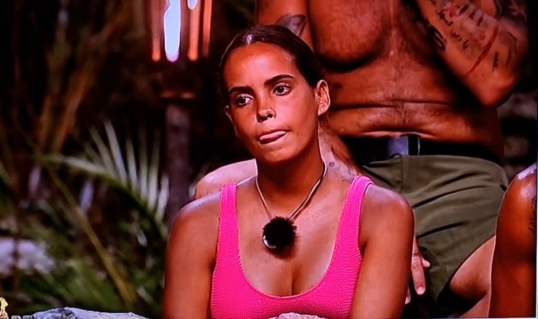 Screenshot_20251017_164438_Video Player.jpg