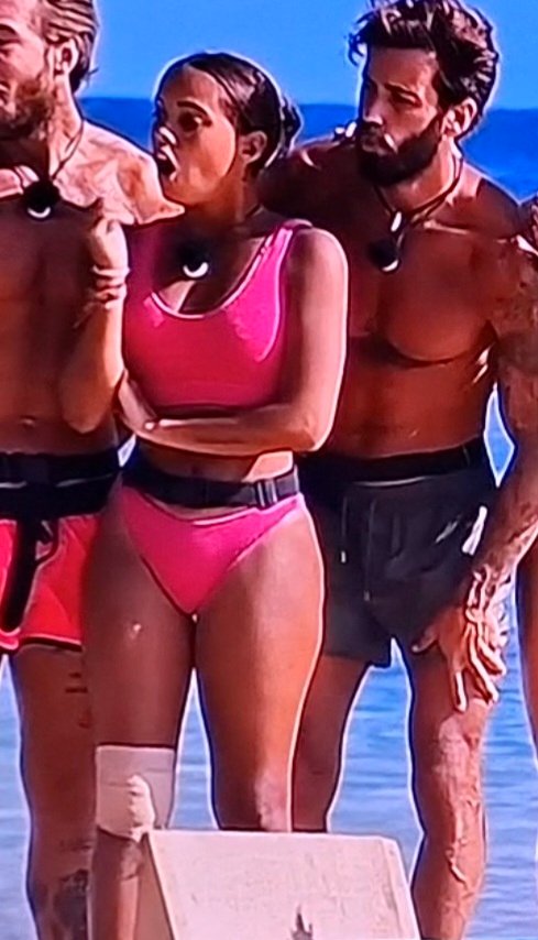 Screenshot_20251017_165159_Video Player.jpg