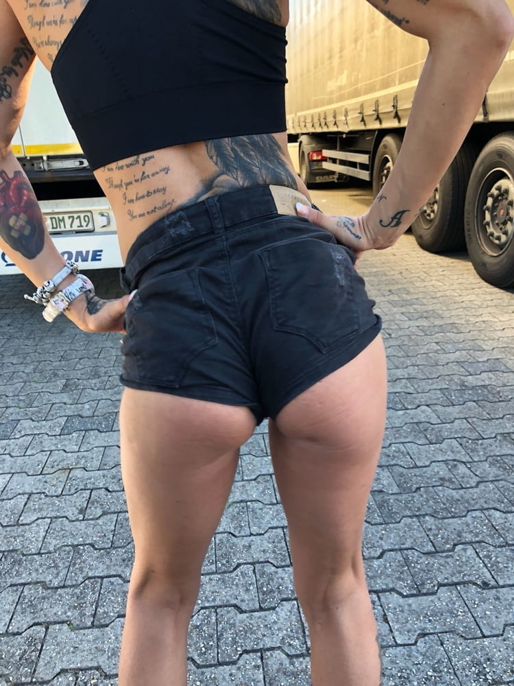 Short (2).jpg