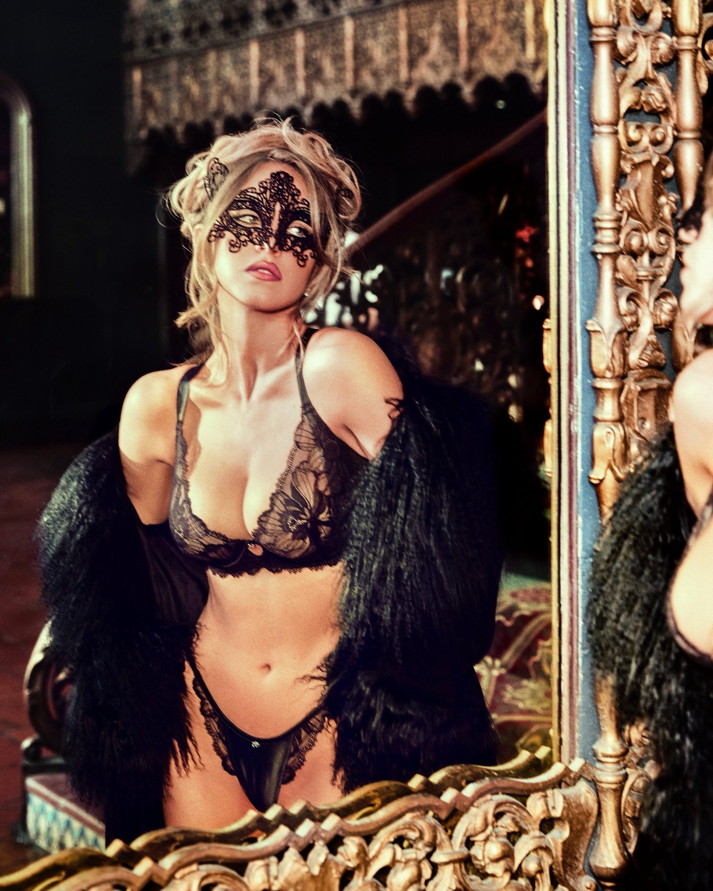 Sydney Sweeney  41021598108783_68930339122__1_ (1).jpg