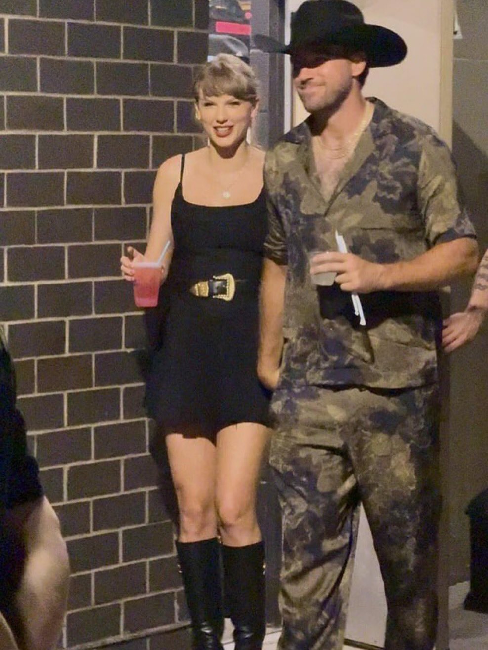 taylorswiftbr__2025-06-25T052018.000Z.jpg
