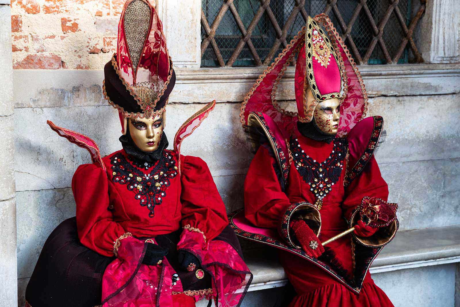 the-history-behind-venetian-masks-venezia-maschere-by-la-gioia.jpg