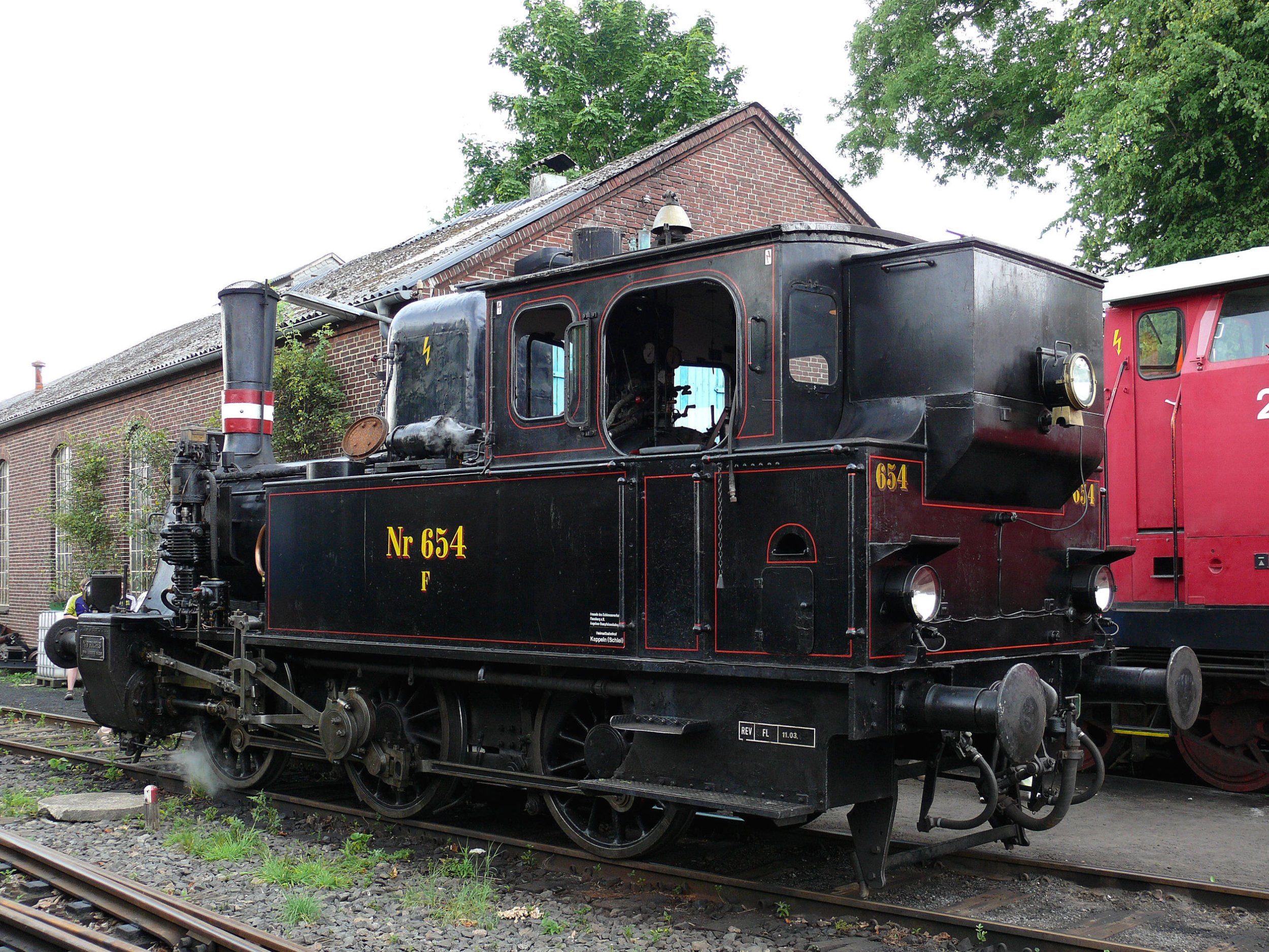 Tren 654.jpg