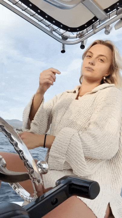 tumblr_e03e6f3cae169bbc8f85eb92c69a9fc7_8d127dfc_500.gif