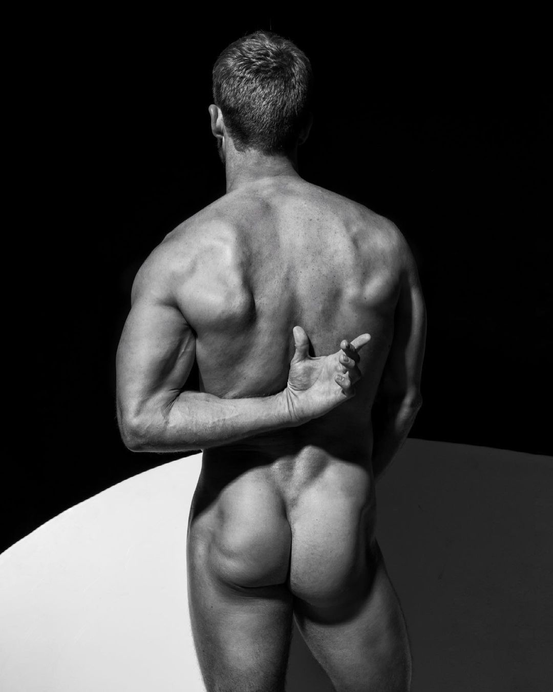 Tumblr_l_46477667051644.jpg