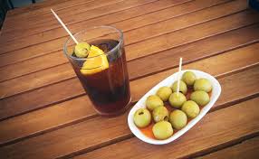 vermut olives.jpg